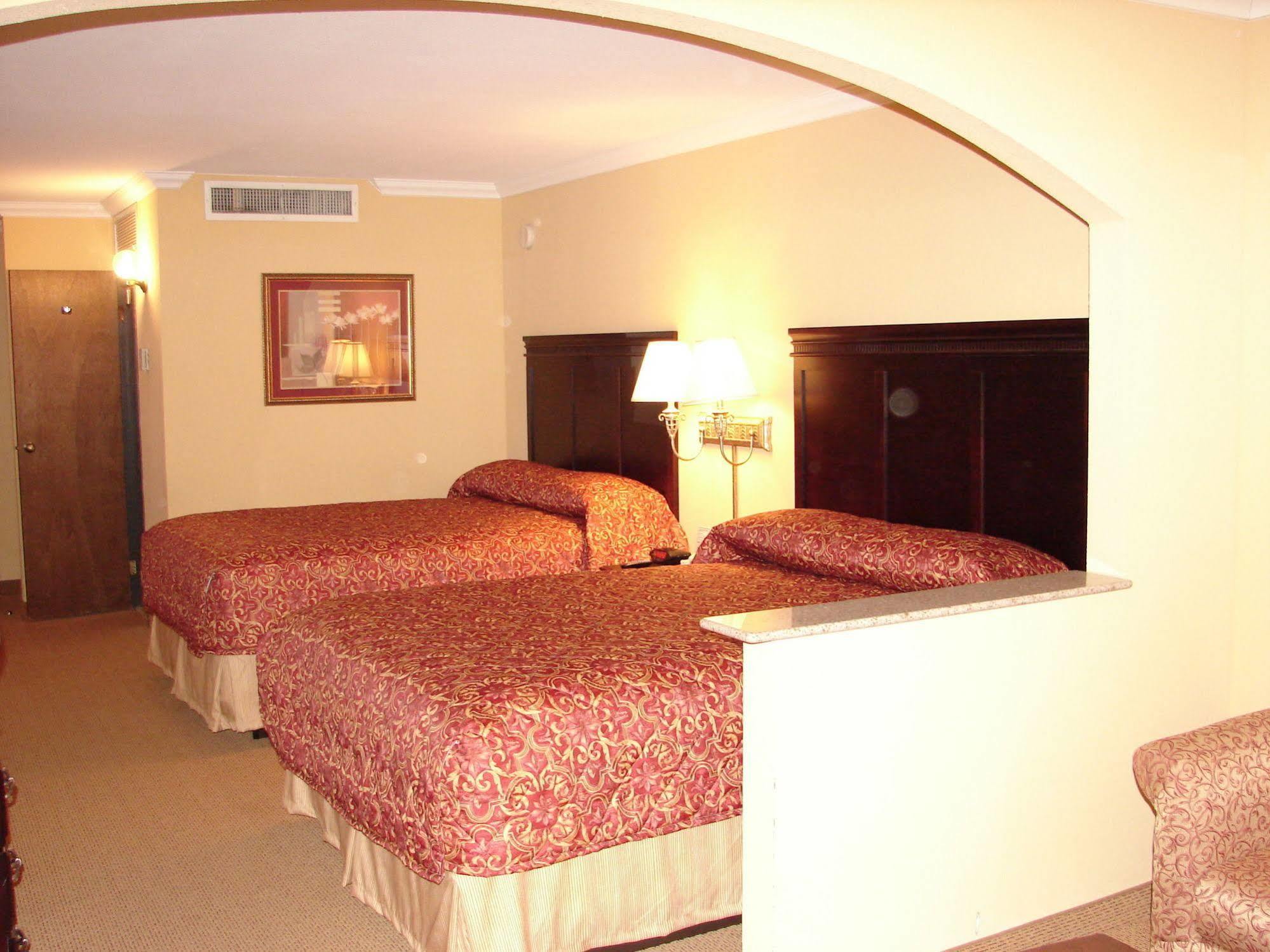 Regency Inn & Suites Altus Exterior photo